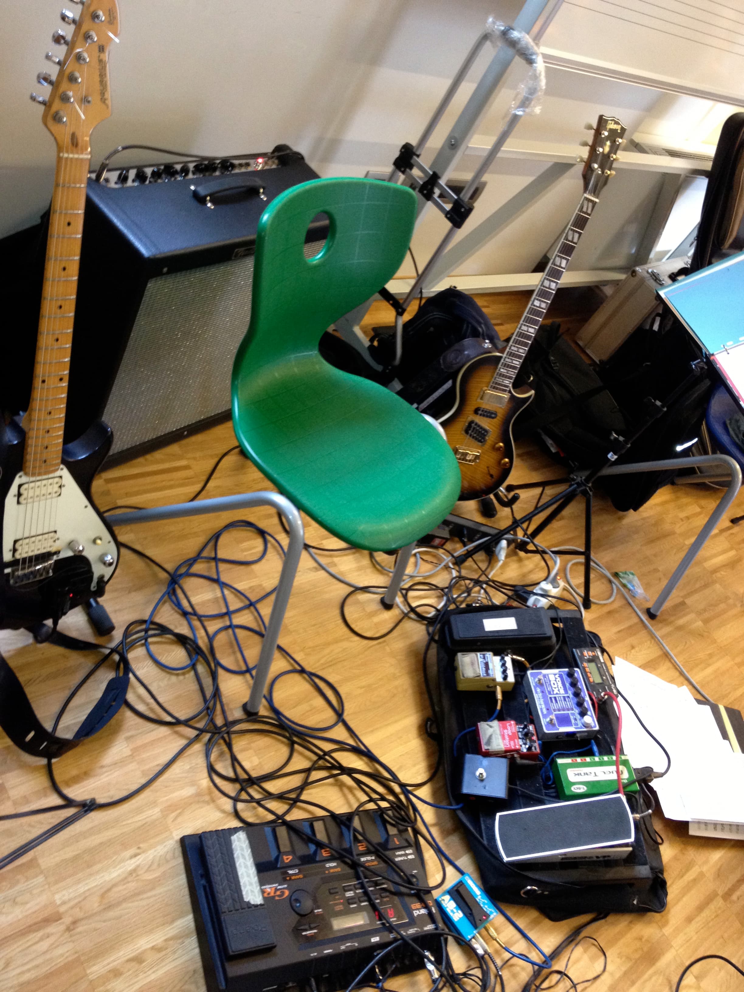 2010 - MART MODERN ART MUSEUM - "69 strings 12 guitars" Enrico Merlin - conductor/Composer 3